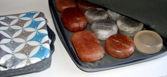 Salt Stone Travel Bag - Large (12 stones)