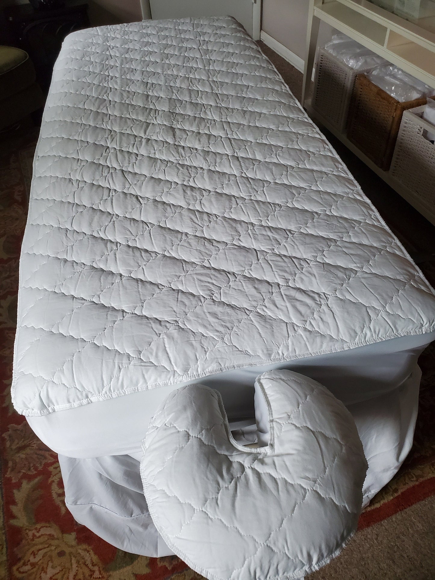 Quilted Waterproof Reversible Massage Table Cover